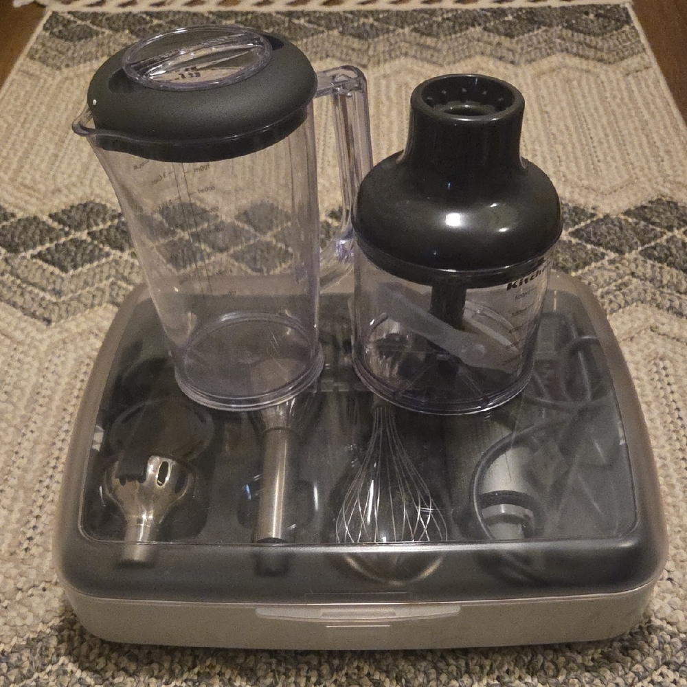 KitchenAid 5 speed immersion hand blender & attachments. Brand New.